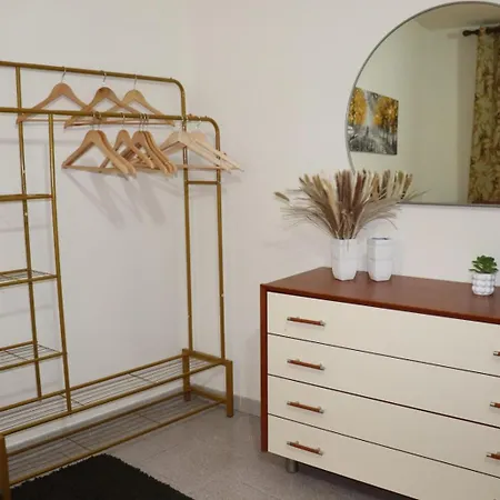 The House Apartment *
